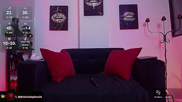 Daphne_k Adlı Modelin Canlı Sohbet Odası