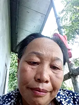 heesuu11 লাইভ চ্যাট রুম