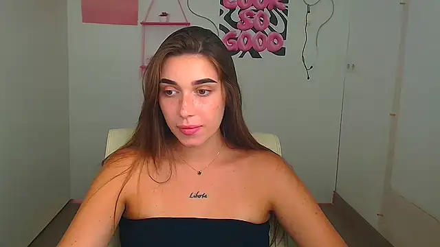 NikaMystic Adlı Modelin Canlı Sohbet Odası