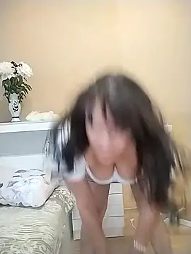 Živá chatovací místnost MilkCandyGirl