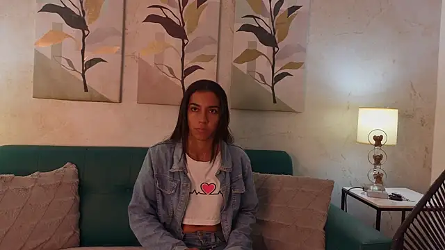 emily_gaviria1 실시간 채팅방
