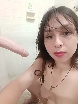 Cami_Rousse লাইভ চ্যাট রুম