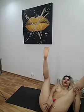 DaisyLuvsYou_ Cameră chat live