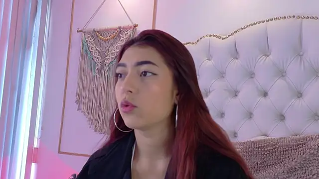 Sara_funy Live chatroom