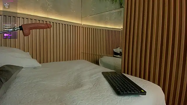 Chat ao vivo de Lia_Montclair