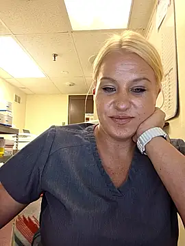 LadyB07n Live chat-huone