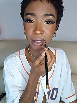 Chat ao vivo de TinnaNoir