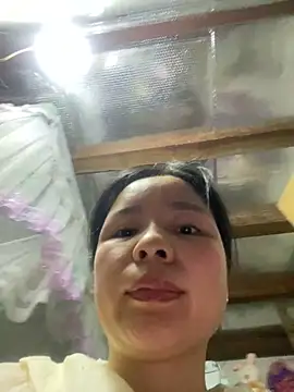 Sala de chat en directo de Ivy_Trix2