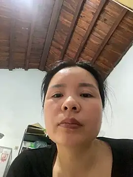 Sala de chat ao vivo de Ivy_Trix2