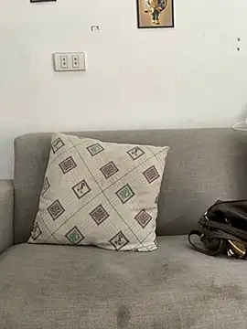 Ivy_Trix2 Adlı Modelin Canlı Sohbet Odası