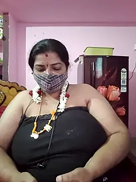 tamil_lathikaaa লাইভ চ্যাট রুম