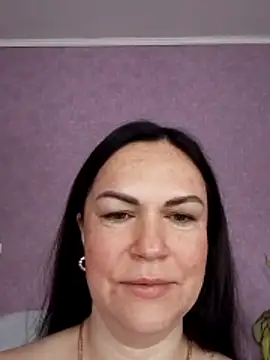 AmyLove471 Adlı Modelin Canlı Sohbet Odası