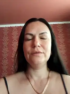 Phòng Chat Trực Tiếp AmyLove471