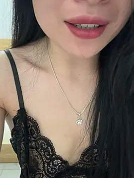 Lilyy_babyyn Live chat-huone