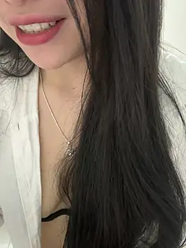ห้องแชทสดของ Lilyy_babyy