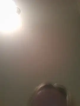 חדר צ'אט בשידור חי של ChristinaYork