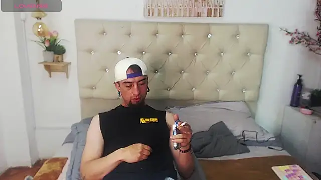 Sala de chat ao vivo de Rommen_N_Zoe