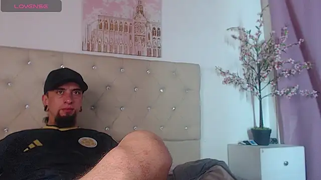 Sala de chat en directo de Rommen_N_Zoe