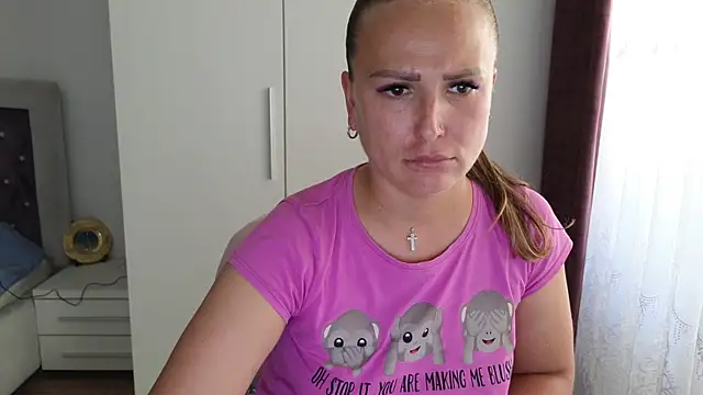 xxxPlayboydollxxx লাইভ চ্যাট রুম