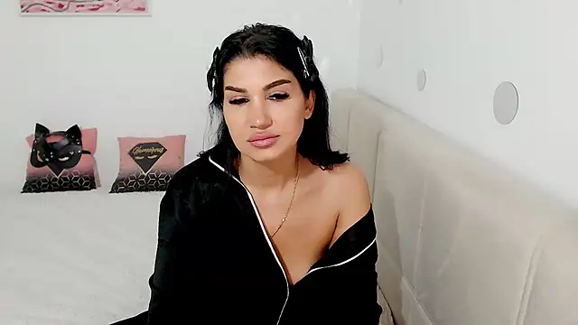 غرفة دردشة NickyHotXO المباشرة