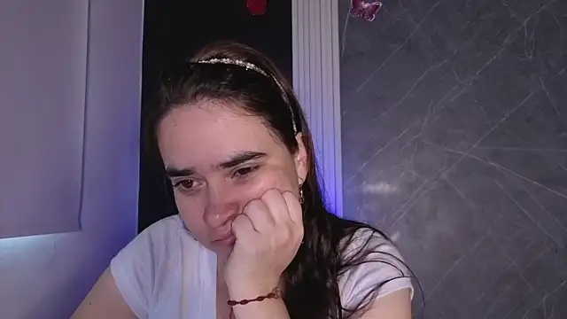 Živá chatovací místnost _VALERIAGOMEZ