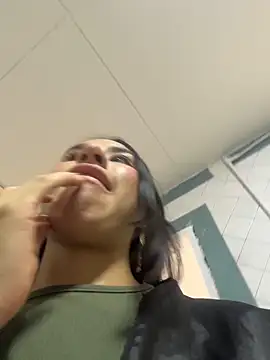LilyRossi_ 现场聊天室