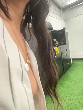 ห้องแชทสดของ LilyRossi_