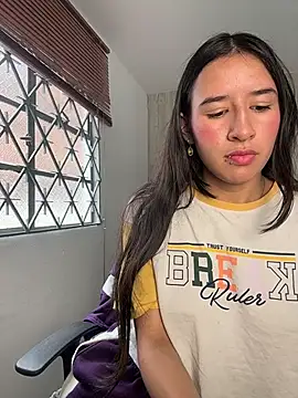 LilyRossi_ Live Chatrum