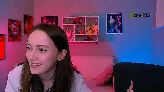 chloe_ley's Live Chat Room