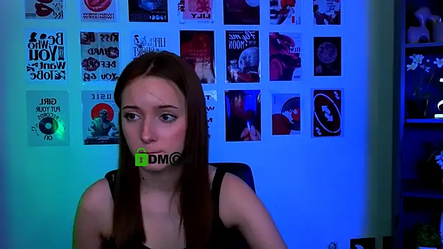 chloe_ley's Live Chat Room