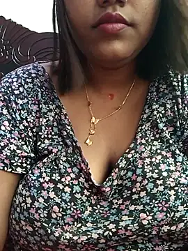 Chat soba uživo modela Rai_Choudhury