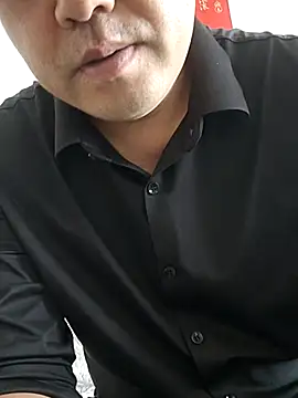 wanggang880903's Live Chat Room