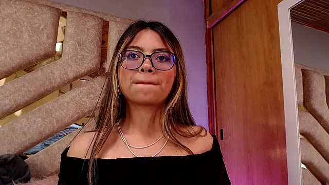 Živá chatovací místnost Anittarouse