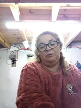 momismilf544n Live chat-huone