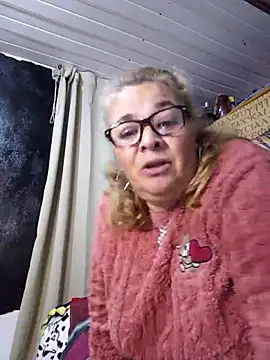momismilf544's Live Chat Room