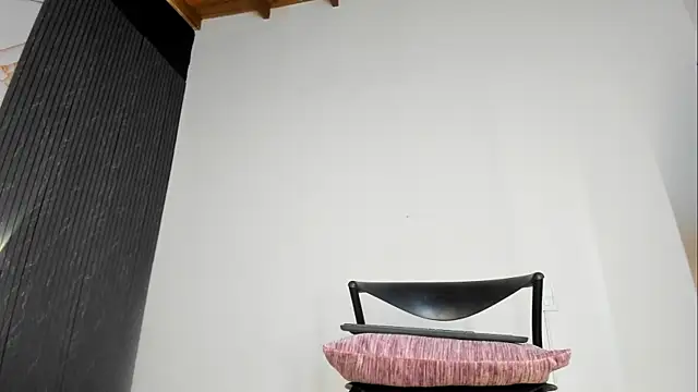KatallelaMurillo élő chatszobája