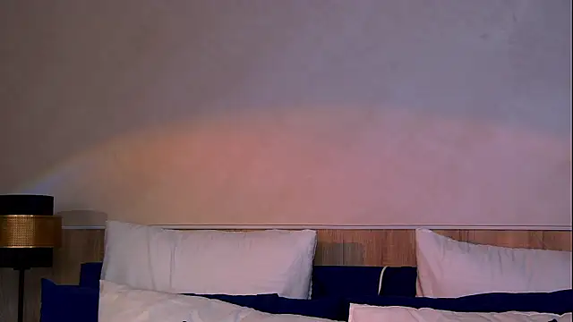 EmilyGray__ Live Chatrum