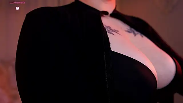 seesamnoir Adlı Modelin Canlı Sohbet Odası