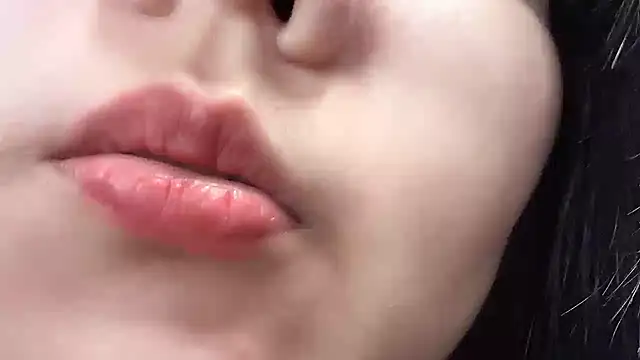 Susu-36E Live Chatraum