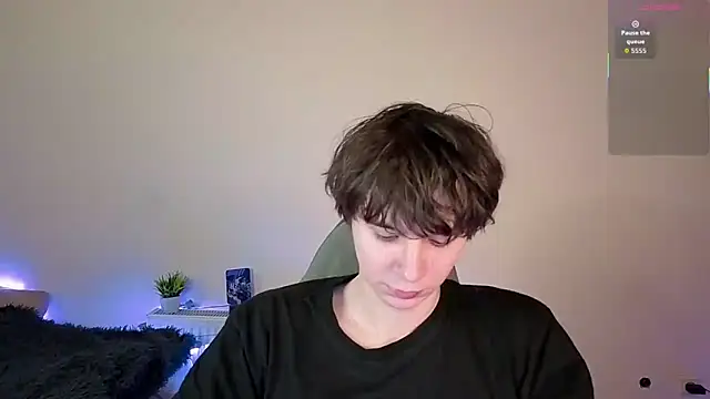 AnthonyCuutie লাইভ সেক্স ক্যাম শো