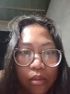 angelpinay44's Live Chat Room