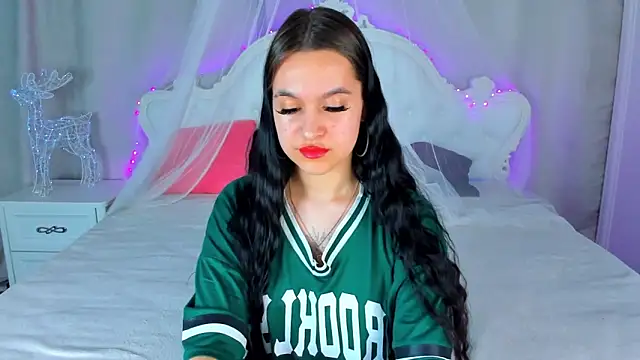 AishaTempt чат на живо