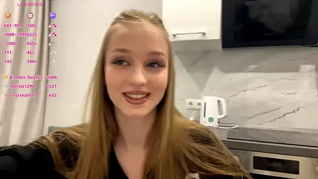 Anika_Socutehe – Kamerová šou