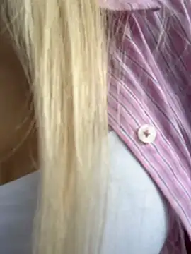 Živá chatovací místnost Pink_Kiss