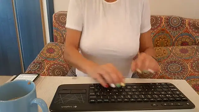 mariaplaya Adlı Modelin Canlı Sohbet Odası