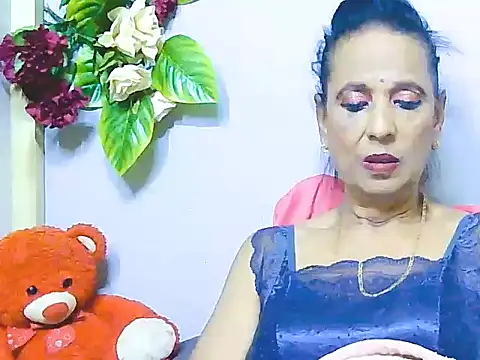 Pokój czatu na żywo – Hot_queen58