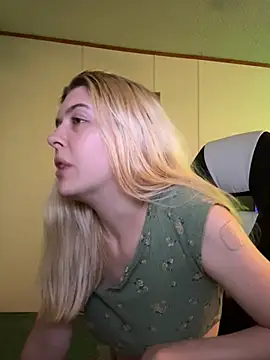Živá chatovací místnost Rainsworld420