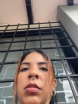 Sala de chat en directo de VioletaHills_