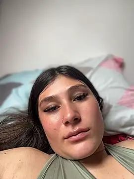 غرفة دردشة Miss_Dani المباشرة