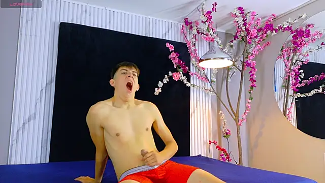 Sala de chat en directo de Danteandviolete_cr